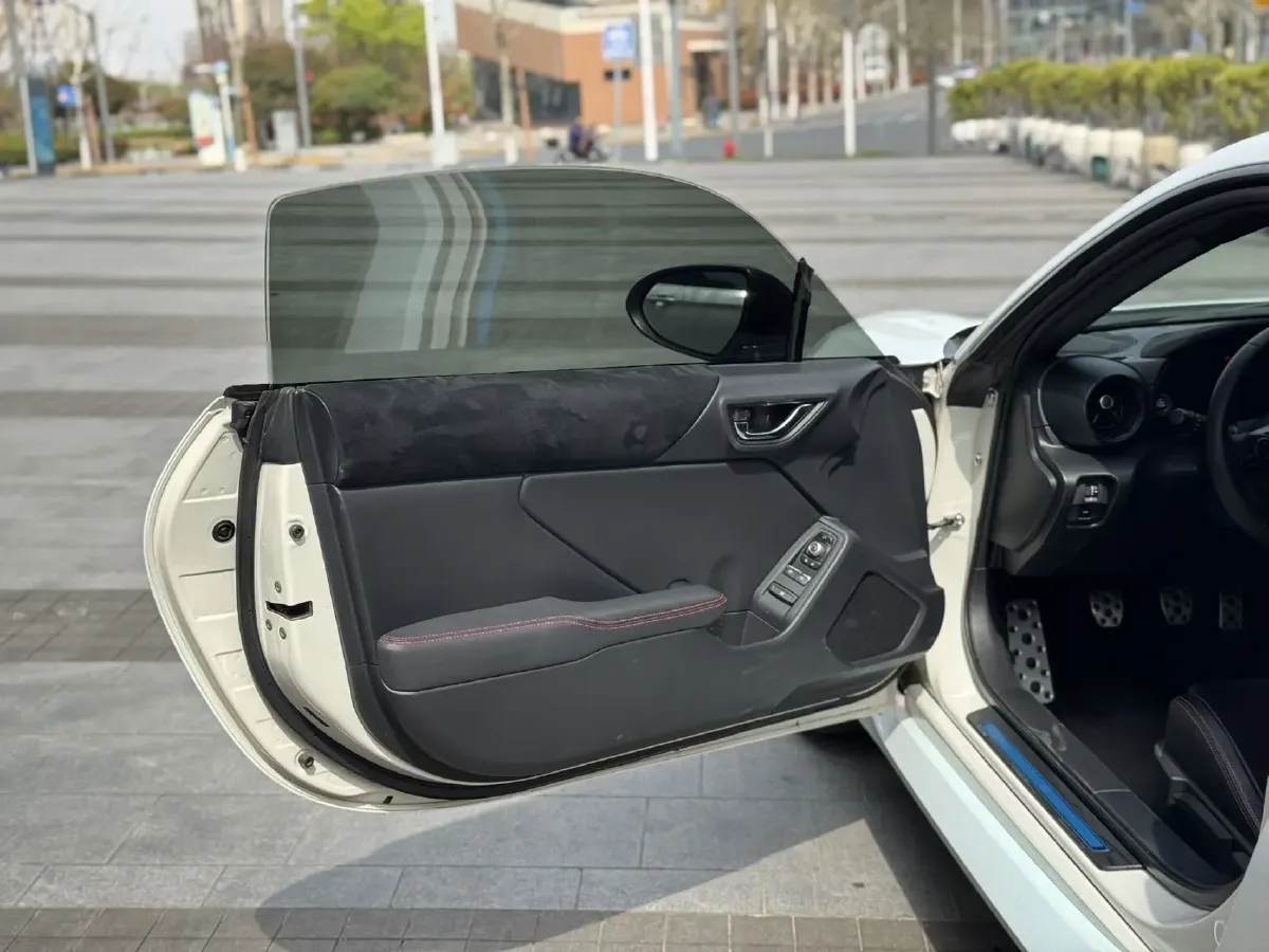 2023 Subaru BRZ 2.4L 234HP H4 6MT,autocango,china used car exporter,china ev exporter,chinese used car exporter,chinese used ev exporter