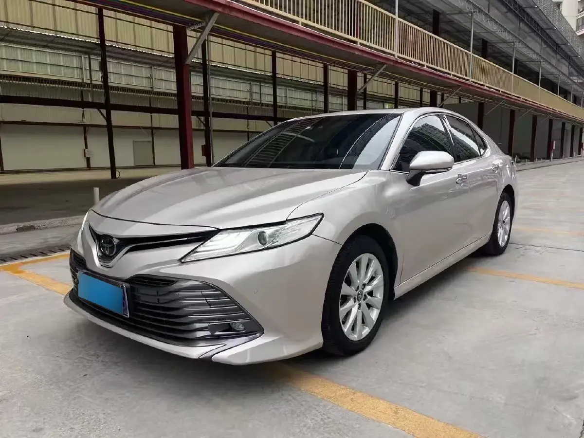 2019 Toyota Camry 2.0L 178HP L4 CVT
