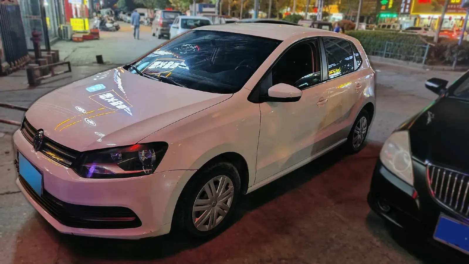 2016 Volkswagen Polo 1.4L 90HP L4 6AT