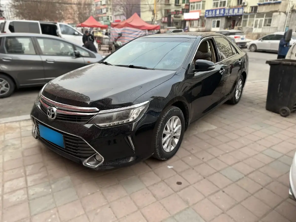 2015 Toyota Camry 2.0L 167HP L4 6AT