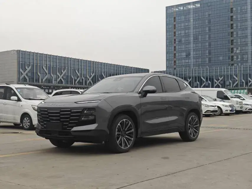 2022 Jetour DASHING 1.6T 197HP L4 7DCT