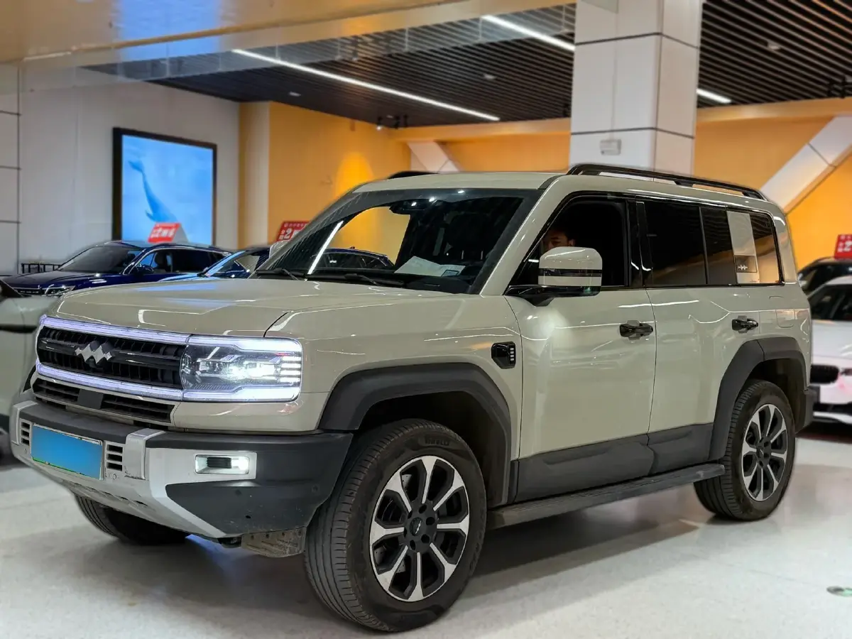 2023 FangChengBao Bao 5 1.5T 194HP L4 E-CVT PHEV 31.8KWH