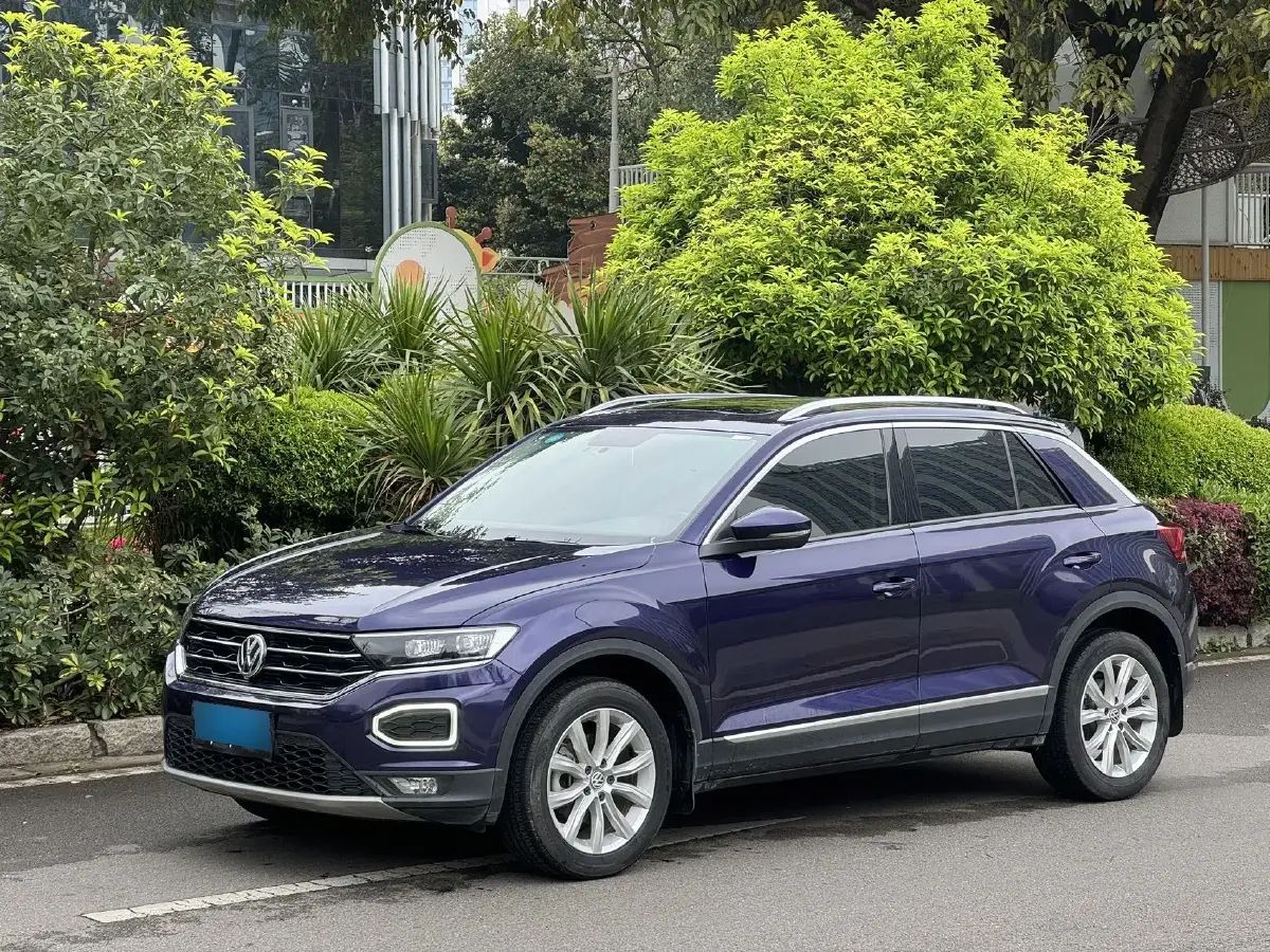 2019 Volkswagen T-Roc 1.4T 131HP L4 7DCT