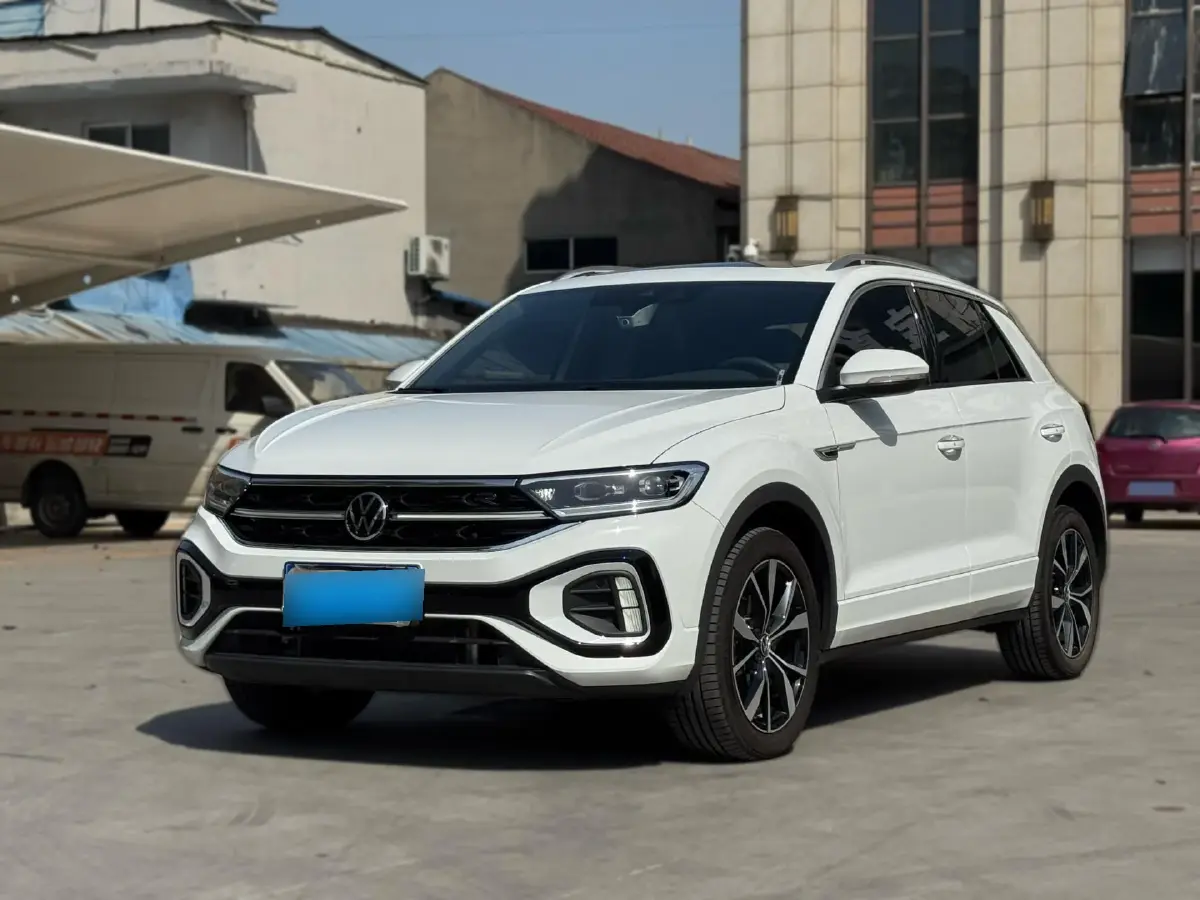 2024 Volkswagen T-Roc 1.5T 160HP L4 7DCT