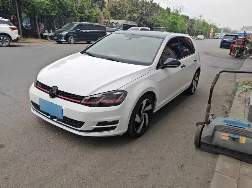 2016 Volkswagen Golf 1.4T 131HP L4 7DCT