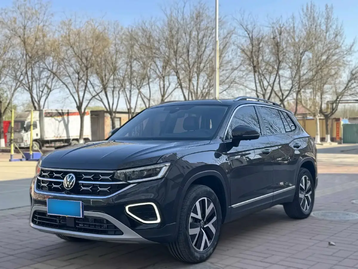 2024 Volkswagen Tayron 2.0T 186HP L4 7DCT