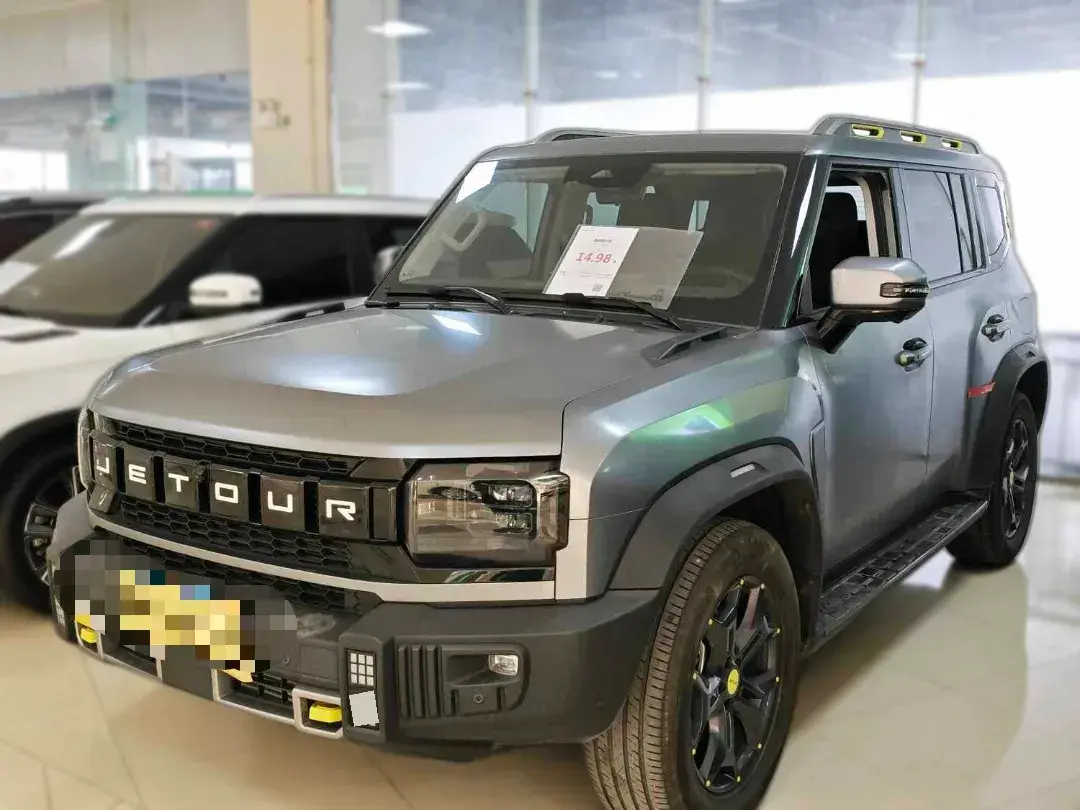 2023 Jetour Traveller 2.0T 254HP L4 7DCT