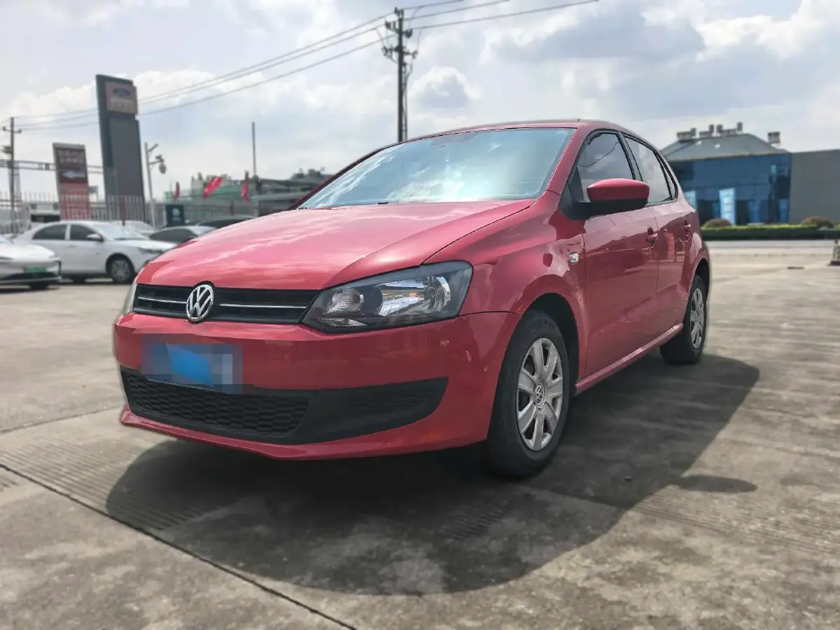 2011 Volkswagen Polo 1.4L 86HP L4 5MT