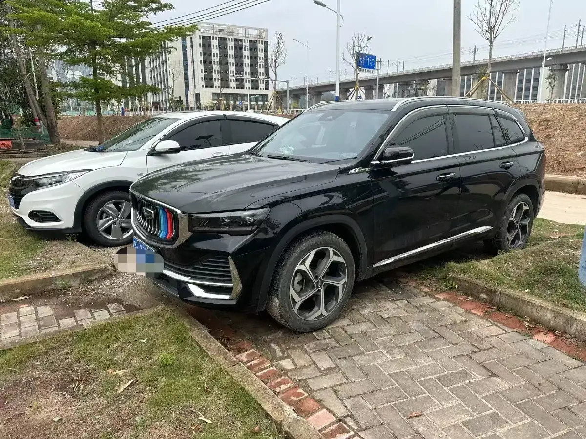 2021 Geely Monjaro 2.0T 218HP L4 7DCT