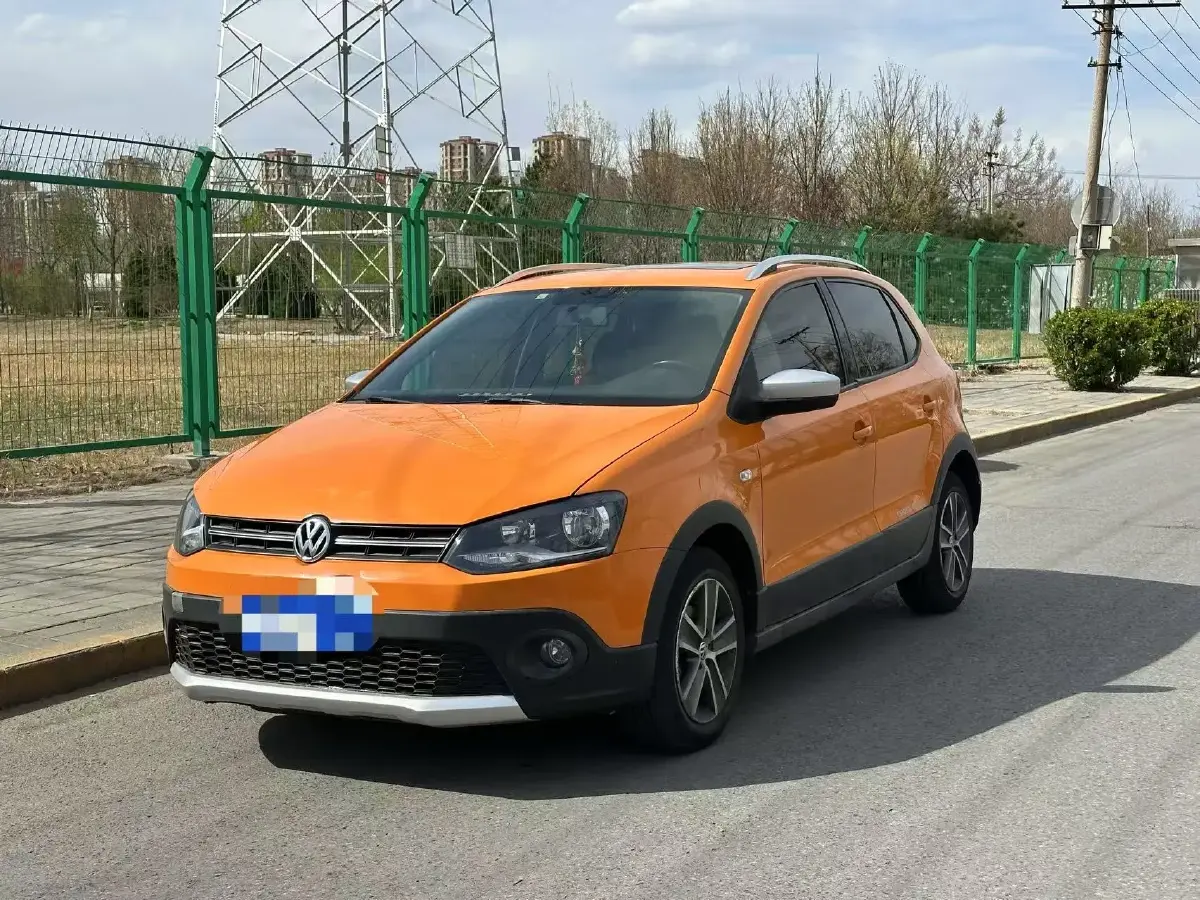 2012 Volkswagen Polo 1.6L 105HP L4 5MT