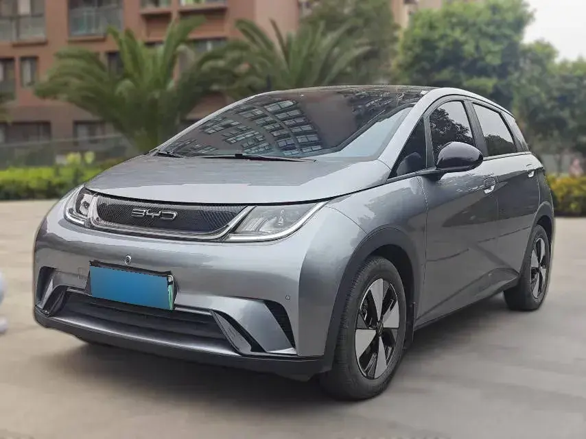 2023 BYD Dolphin BEV 44.928KWH
