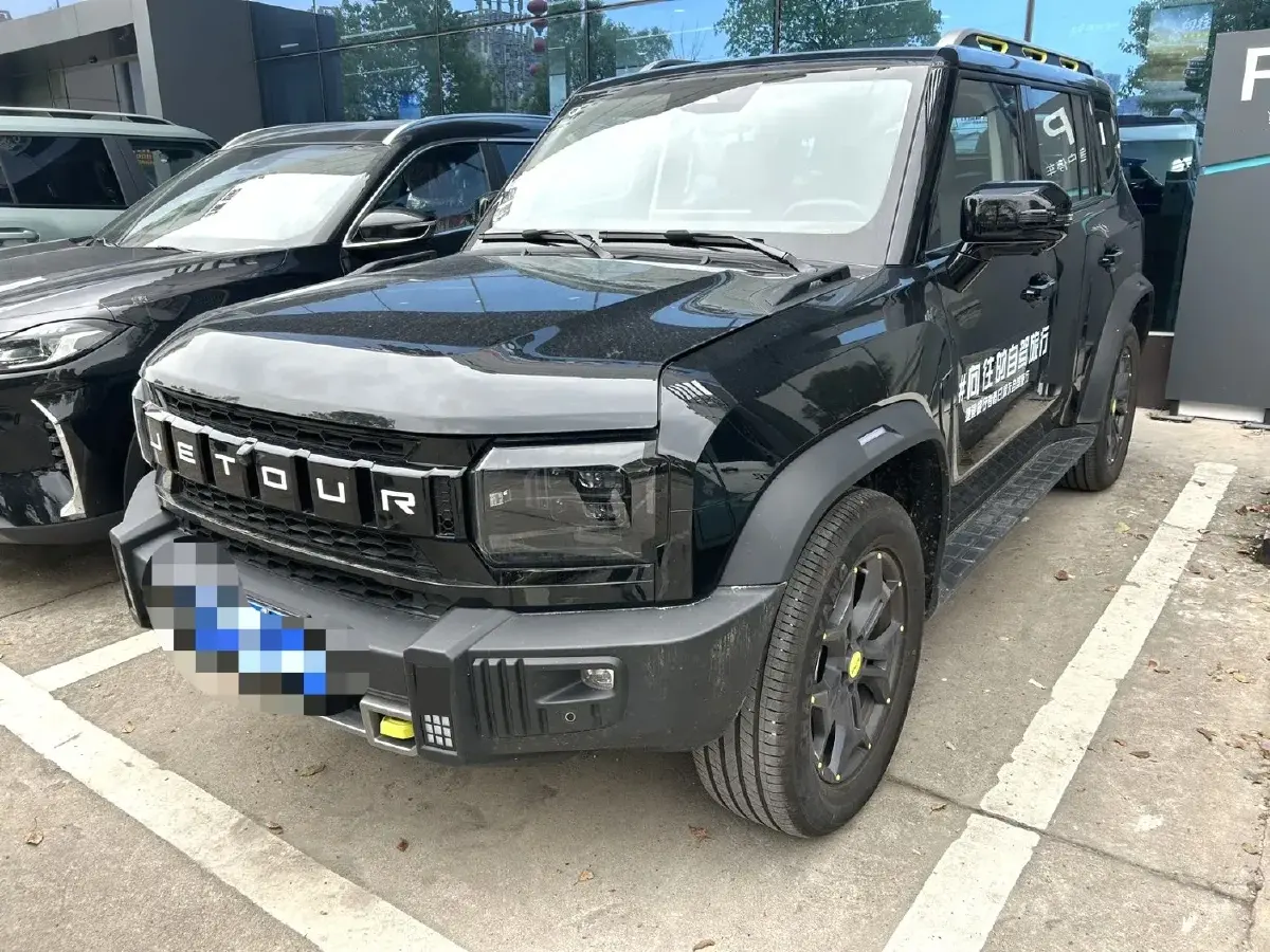 2023 Jetour Traveller 2.0T 254HP L4 7DCT