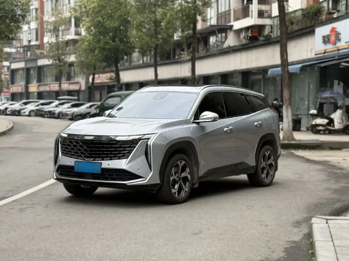 2023 Geely StarRay 1.5T 181HP L4 7DCT