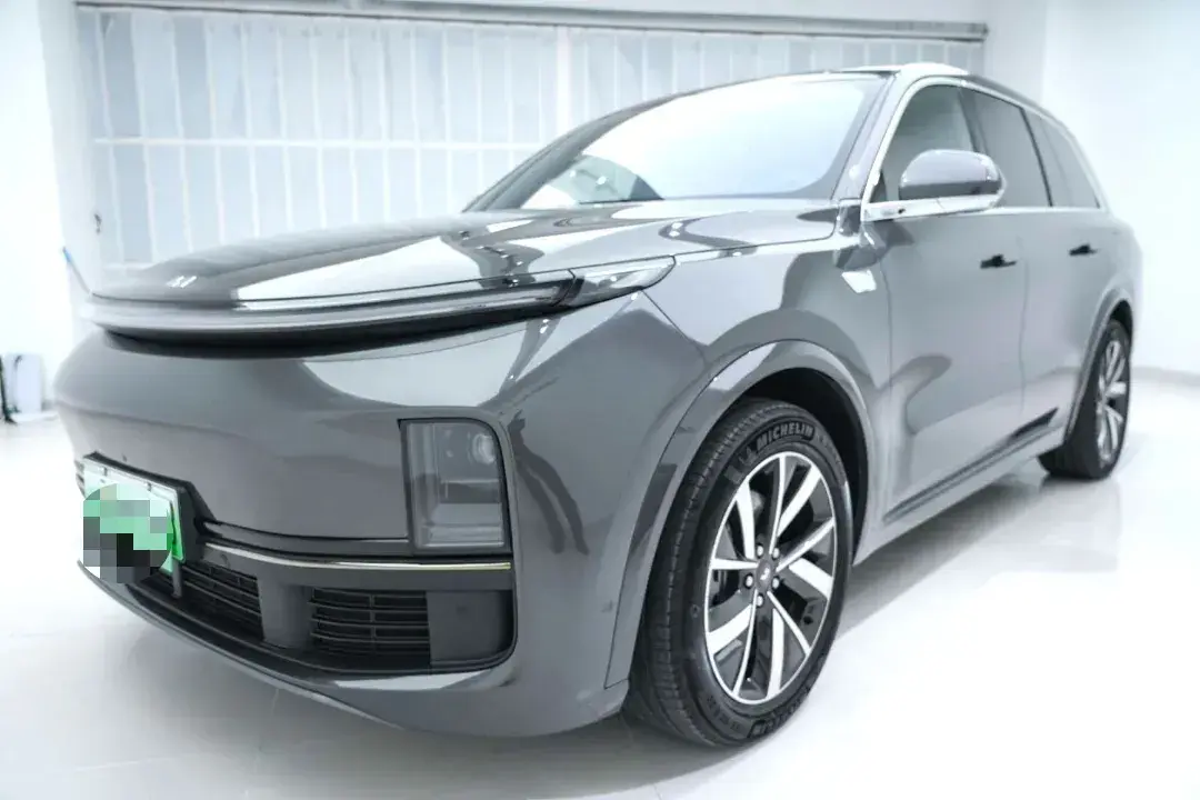 2023 Li L8 Range Extended 154HP REEV 40.9KWH