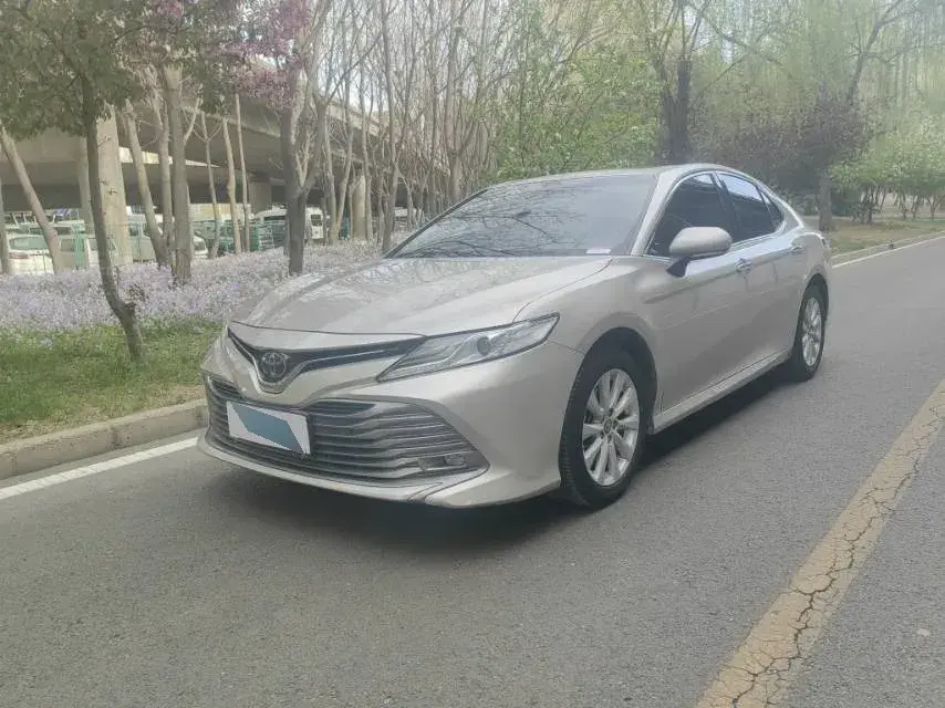 2019 Toyota Camry 2.0L 178HP L4 CVT