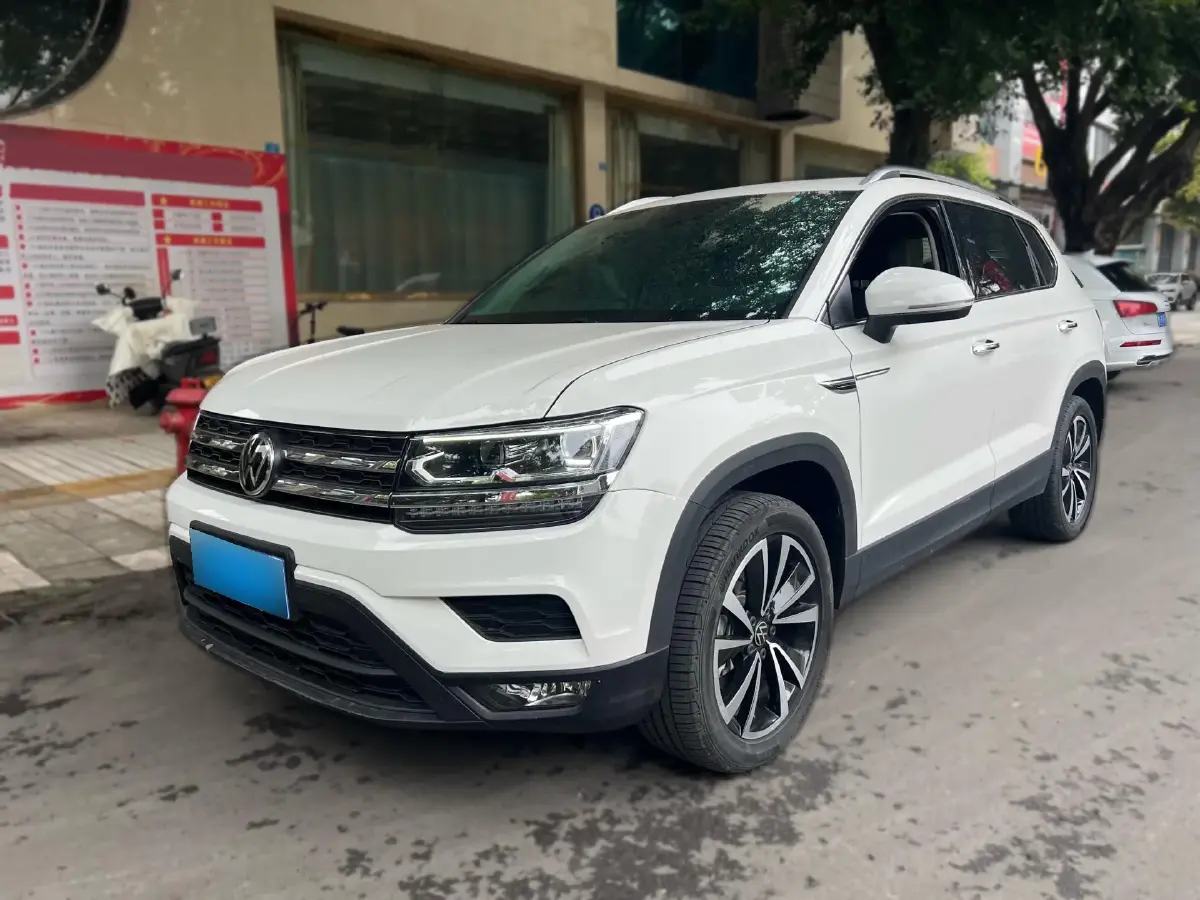 2021 Volkswagen Tharu 1.4T 150HP L4 7DCT