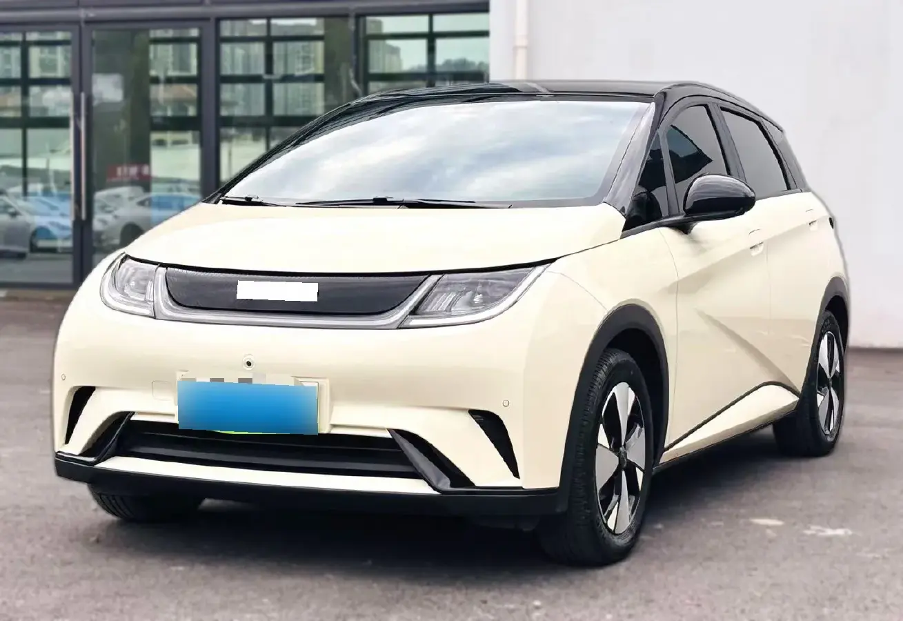 2023 BYD Dolphin BEV 44.928KWH