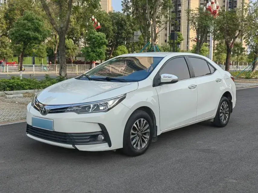 2017 Toyota Corolla 1.2T 116HP L4 CVT
