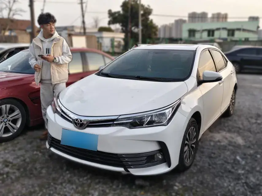 2017 Toyota Corolla 1.2T 116HP L4 CVT
