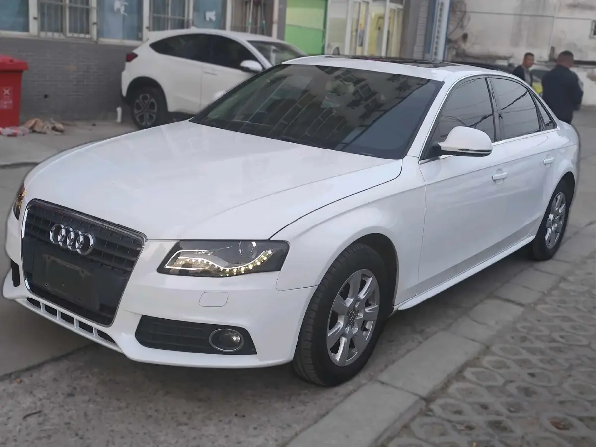 2010 Audi A4L 2.0T 180HP L4 CVT