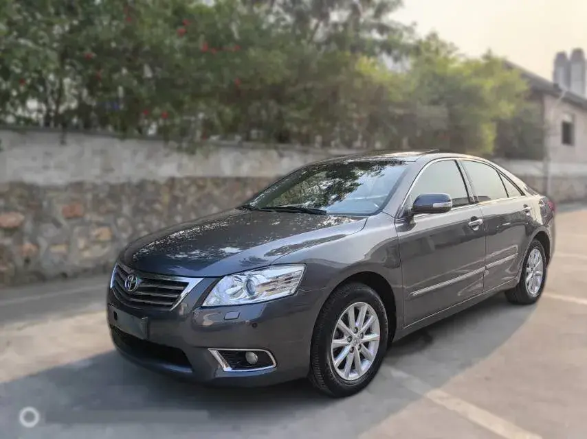 2010 Toyota Camry 2.0L 147HP L4 4AT