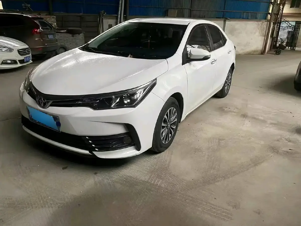 2018 Toyota Corolla 1.2T 116HP L4 CVT