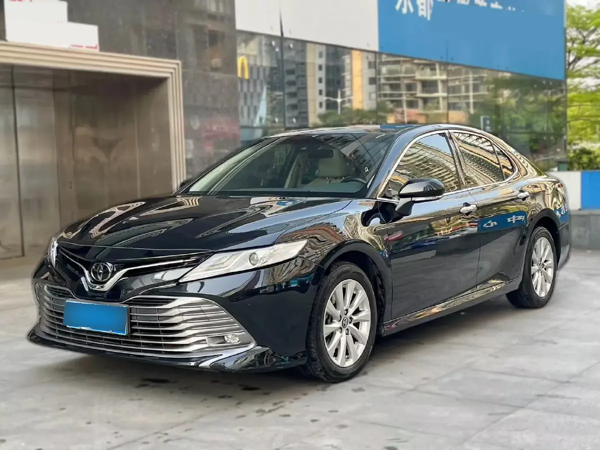 2019 Toyota Camry 2.0L 178HP L4 CVT
