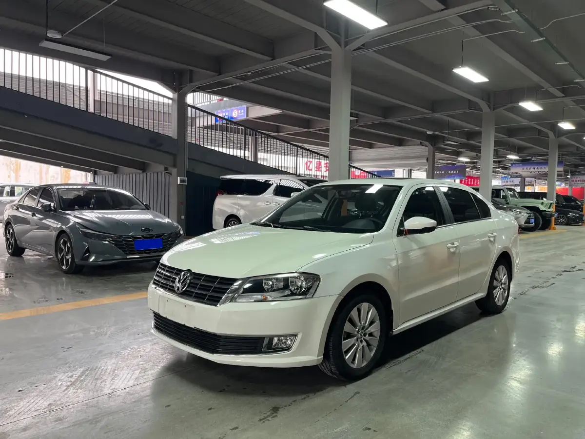2013 Volkswagen Lavida 1.4T 131HP L4 7DCT