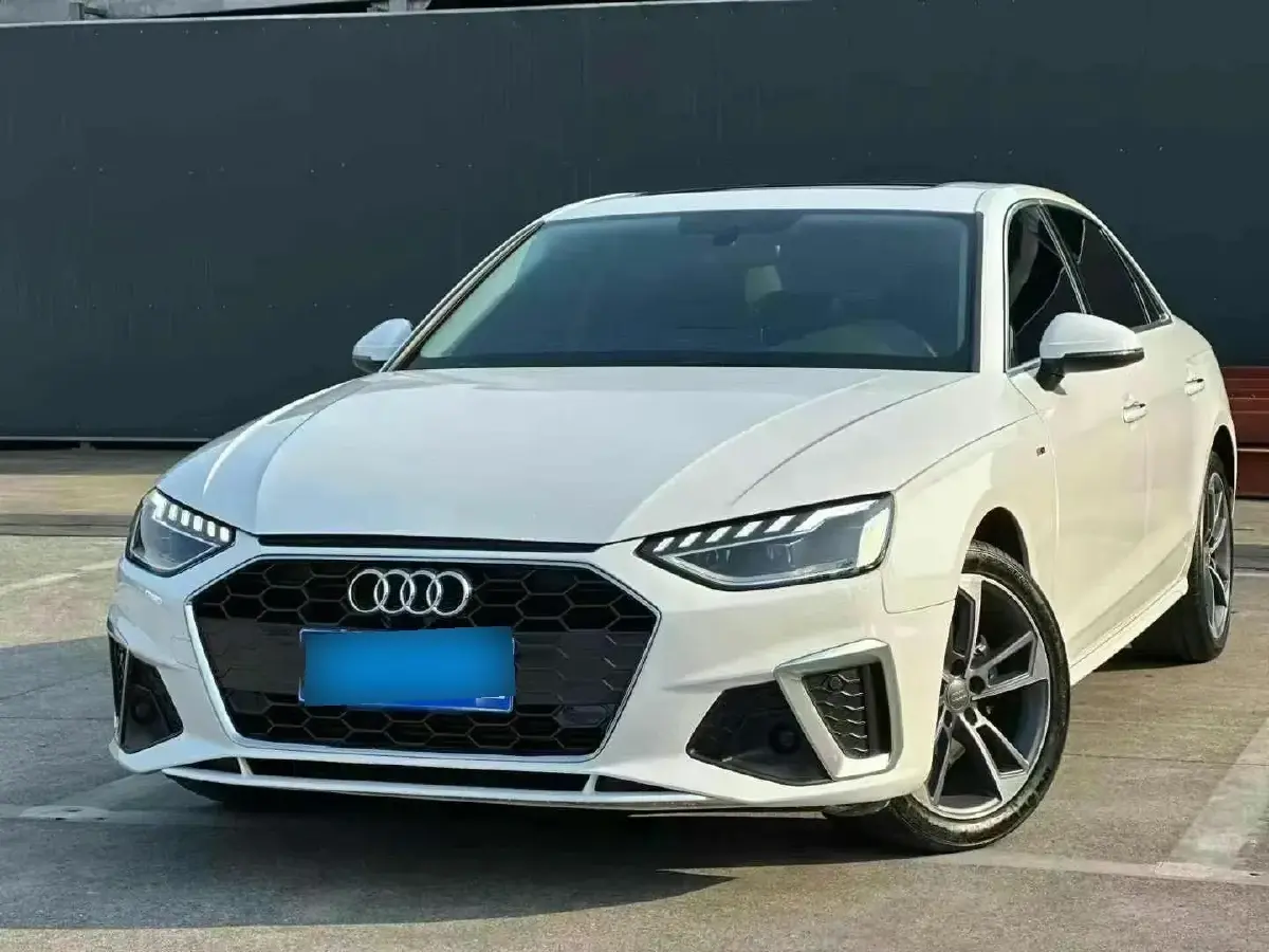 2020 Audi A4L 2.0T 190HP L4 7DCT