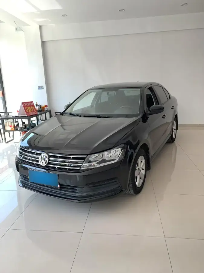 2015 Volkswagen Lavida 1.6L 110HP L4 5MT