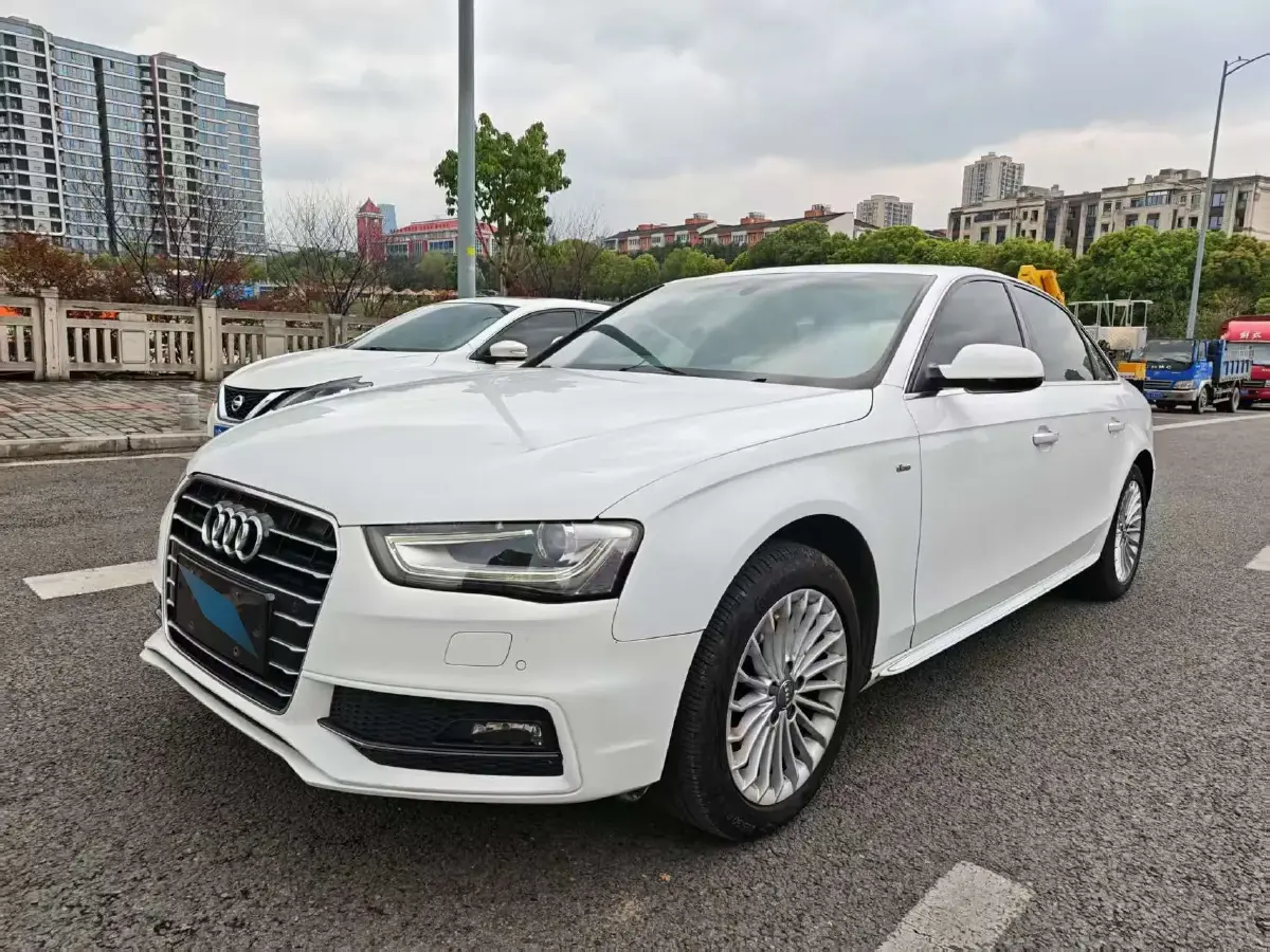 2016 Audi A4L 2.0T 180HP L4 CVT