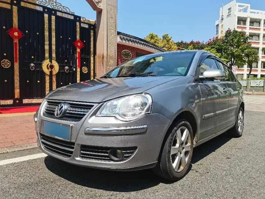 2009 Volkswagen Polo 1.6L 105HP L4 6AT
