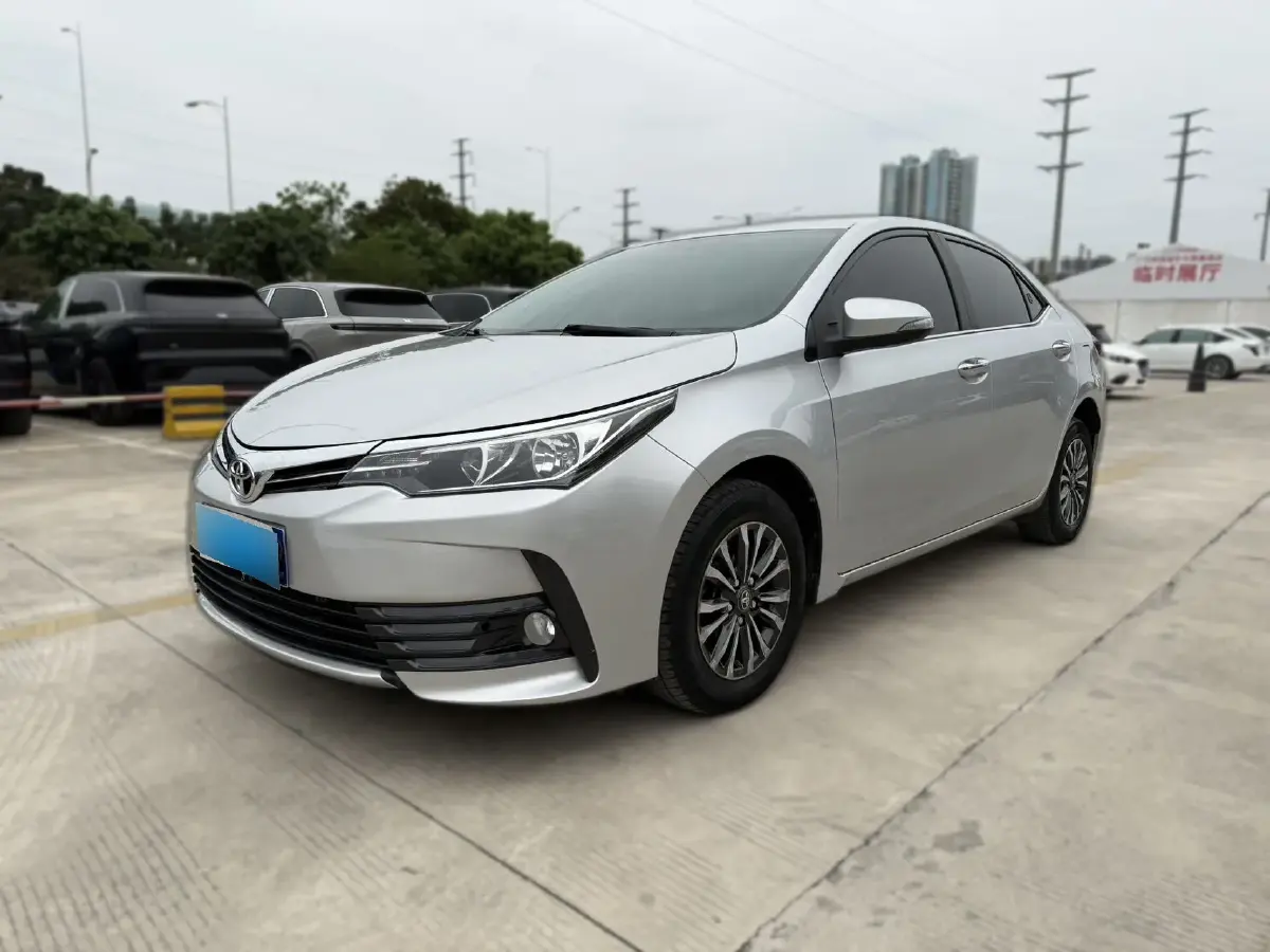 2018 Toyota Corolla 1.2T 116HP L4 CVT