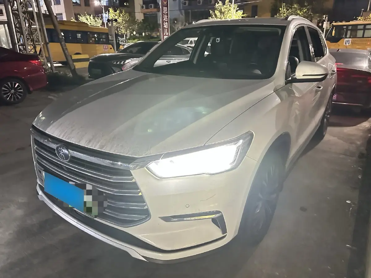 2019 BYD Song Pro 1.5T 160HP L4 6DCT PHEV 15.7KWH