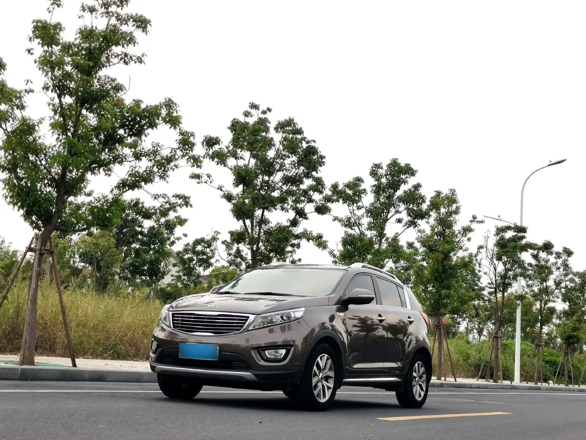 2016 Kia Sportage R 2.0L 165HP L4 6AT