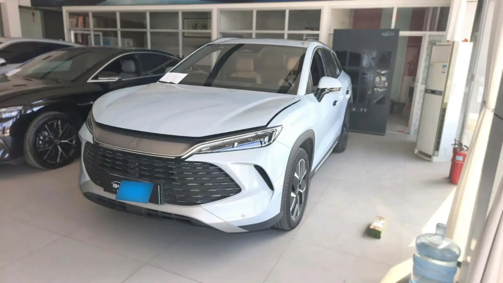 2024 BYD SongL DM-i 1.5L 101HP L4 E-CVT PHEV 26.6KWH