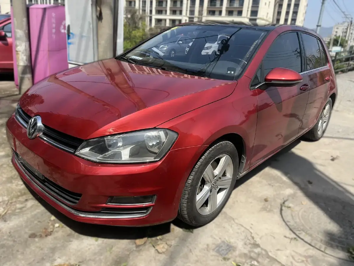 2015 Volkswagen Golf 1.4T 131HP L4 5MT