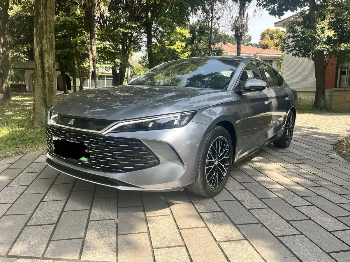 2024 BYD QinL 1.5L 101HP L4 E-CVT PHEV 15.87KWH