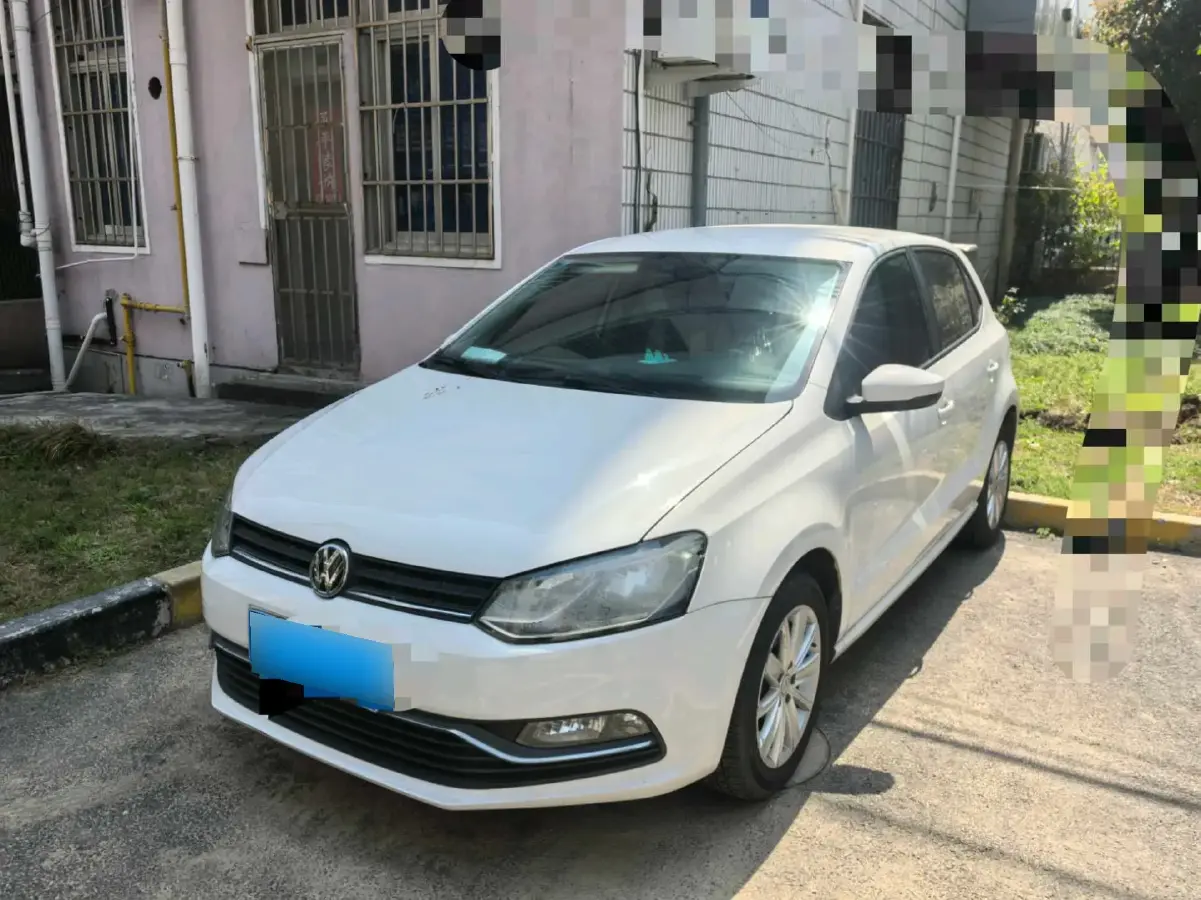 2014 Volkswagen Polo 1.6L 110HP L4 6AT