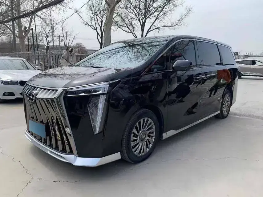 2023 GAC Trumpchi M8 2.0T 252HP L4 8AT