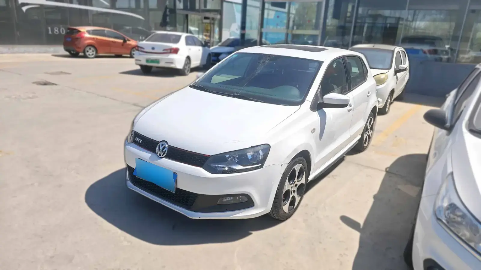 2012 Volkswagen Polo 1.4T 131HP L4 7DCT