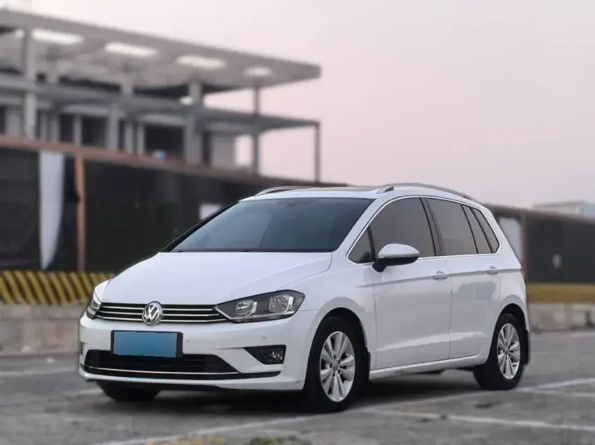 2018 Volkswagen Golf Sportsvan 1.4T 131HP L4 7DCT