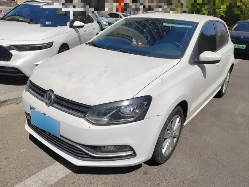 2014 Volkswagen Polo 1.6L 110HP L4 6AT