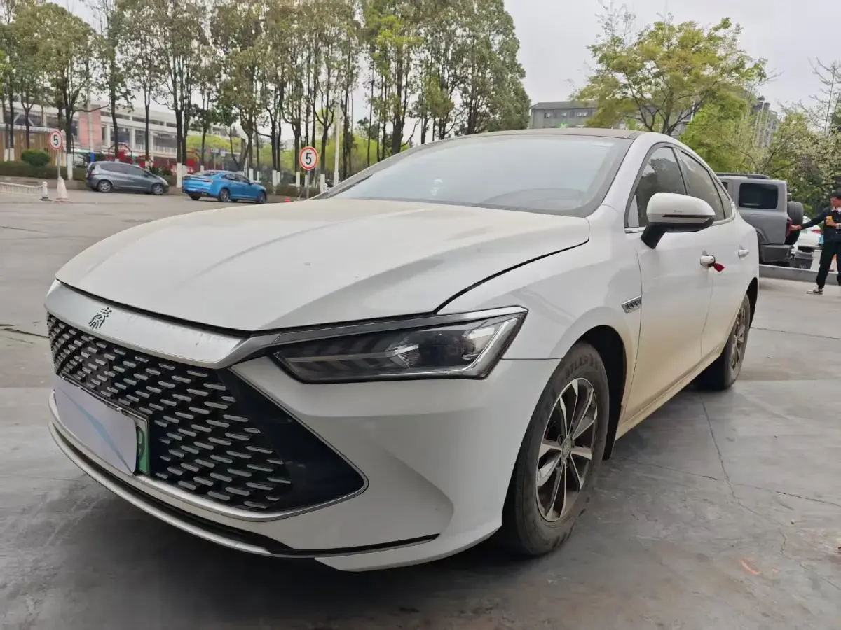 2023 BYD Qin Plus 1.5L 110HP L4 E-CVT PHEV 8.32KWH