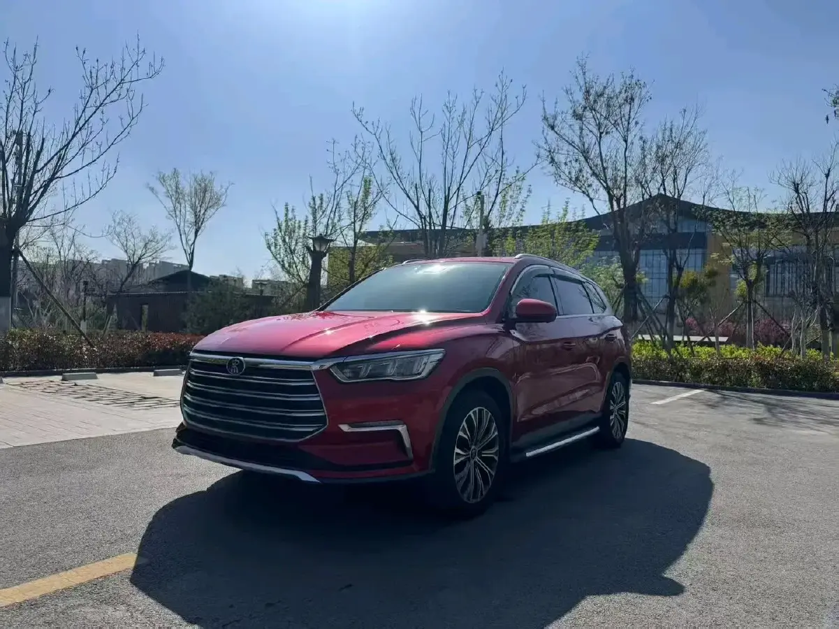 2019 BYD Song Pro 1.5T 160HP L4 6DCT PHEV 15.7KWH