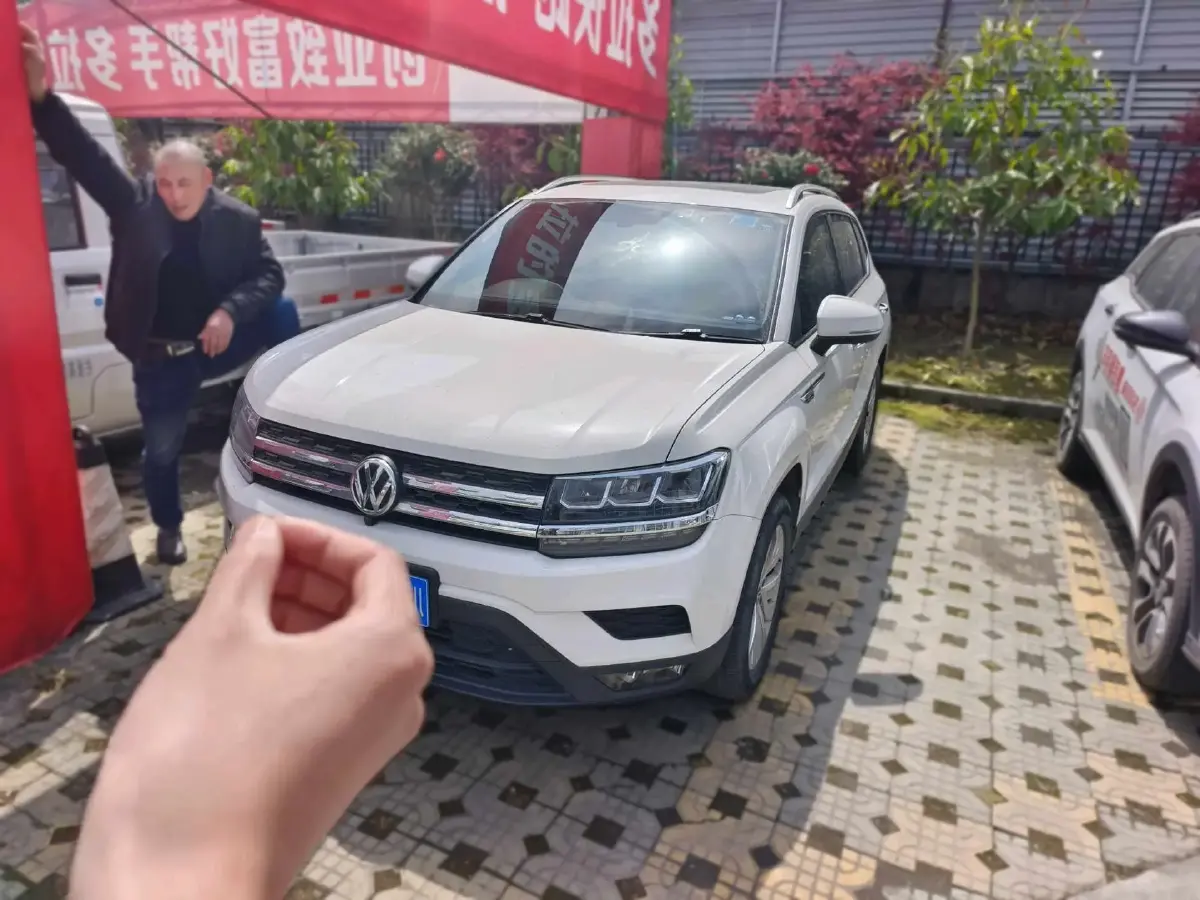 2019 Volkswagen Tharu 1.4T 150HP L4 7DCT