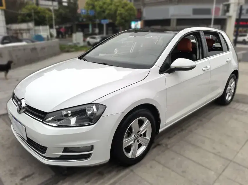 2016 Volkswagen Golf 1.4T 131HP L4 7DCT