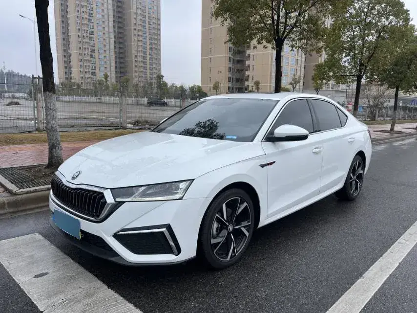 2023 Skoda Octavia 1.4T 150HP L4 7DCT