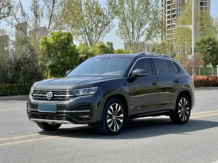 2020 Volkswagen Tayron 2.0T 220HP L4 7DCT