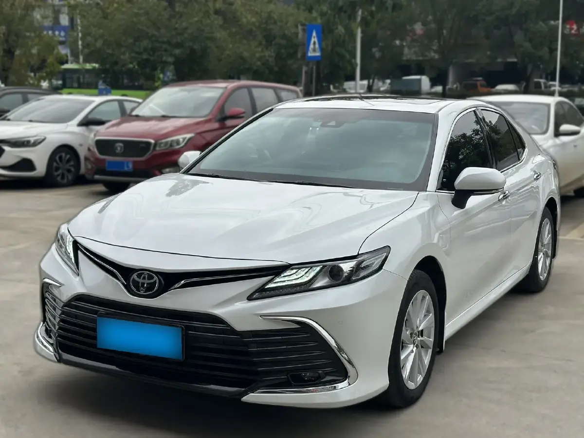 2021 Toyota Camry 2.0L 178HP L4 CVT